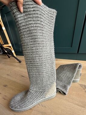 UGG Slouchy Boots (Women's 10)